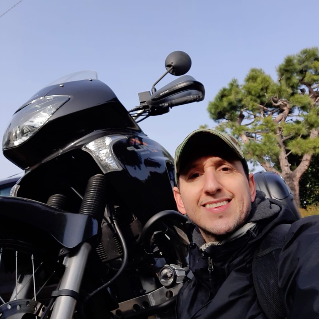 Gerardo Echeto embajador Atlantis MOTO