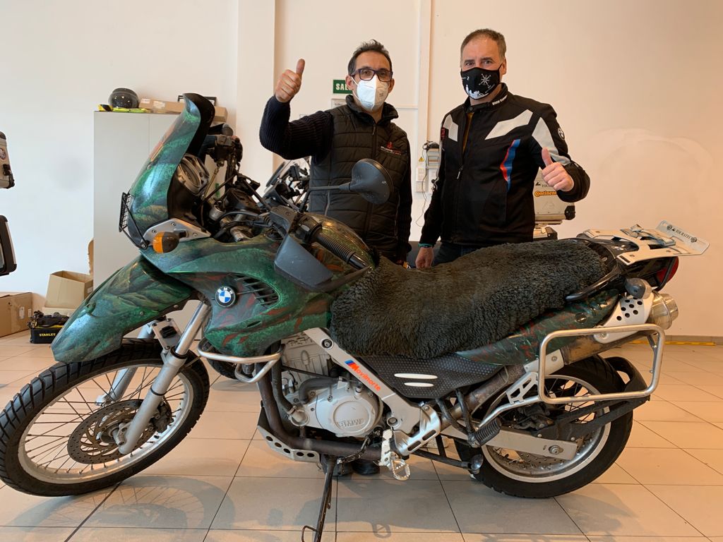 Atlantis MOTO y KM Solidarity